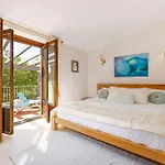 The Quinta Retreat Algarve Available To Facilitators Yoga & Sound Therapies, Massage Mindfulness