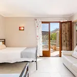 The Quinta Retreat Algarve Available To Facilitators Yoga & Sound Therapies, Massage Mindfulness カントリーハウス アルマンシル