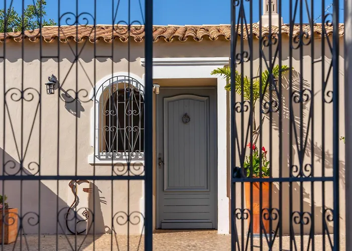 The Quinta Retreat Algarve Available To Facilitators Yoga & Sound Therapies, Massage Mindfulness カントリーハウス *