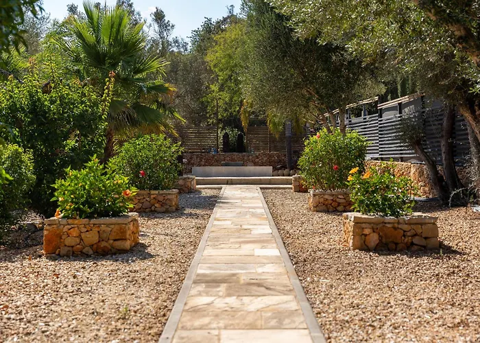 The Quinta Retreat Algarve Available To Facilitators Yoga & Sound Therapies, Massage Mindfulness カントリーハウス アルマンシル