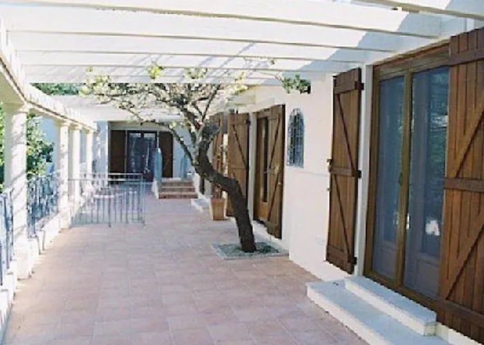 The Quinta Retreat Algarve Available To Facilitators Yoga & Sound Therapies, Massage Mindfulness カントリーハウス