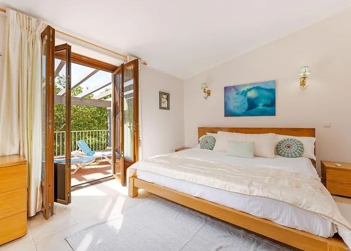 The Quinta Retreat Algarve Available To Facilitators Yoga & Sound Therapies, Massage Mindfulness
