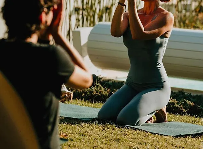 The Quinta Retreat Algarve Available To Facilitators Yoga & Sound Therapies, Massage Mindfulness カントリーハウス アルマンシル